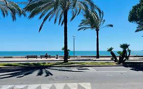 Cocon Douillet Face A La Mer De Cagnes Sur Mer