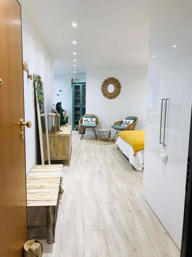 Cocon Douillet Face A La Mer De Cagnes Sur Mer Exterior photo